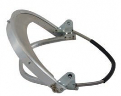 Držák štítu Universal KSG (FH66-KSG) hliníkový výklopný s těsněním pro použití se sluchátky na přilbu stříbrný